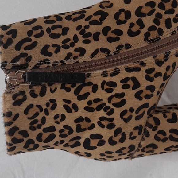 Unworn FRANKiE 4 shoes. AU size 9. Leopard print. - Picture 2 of 5